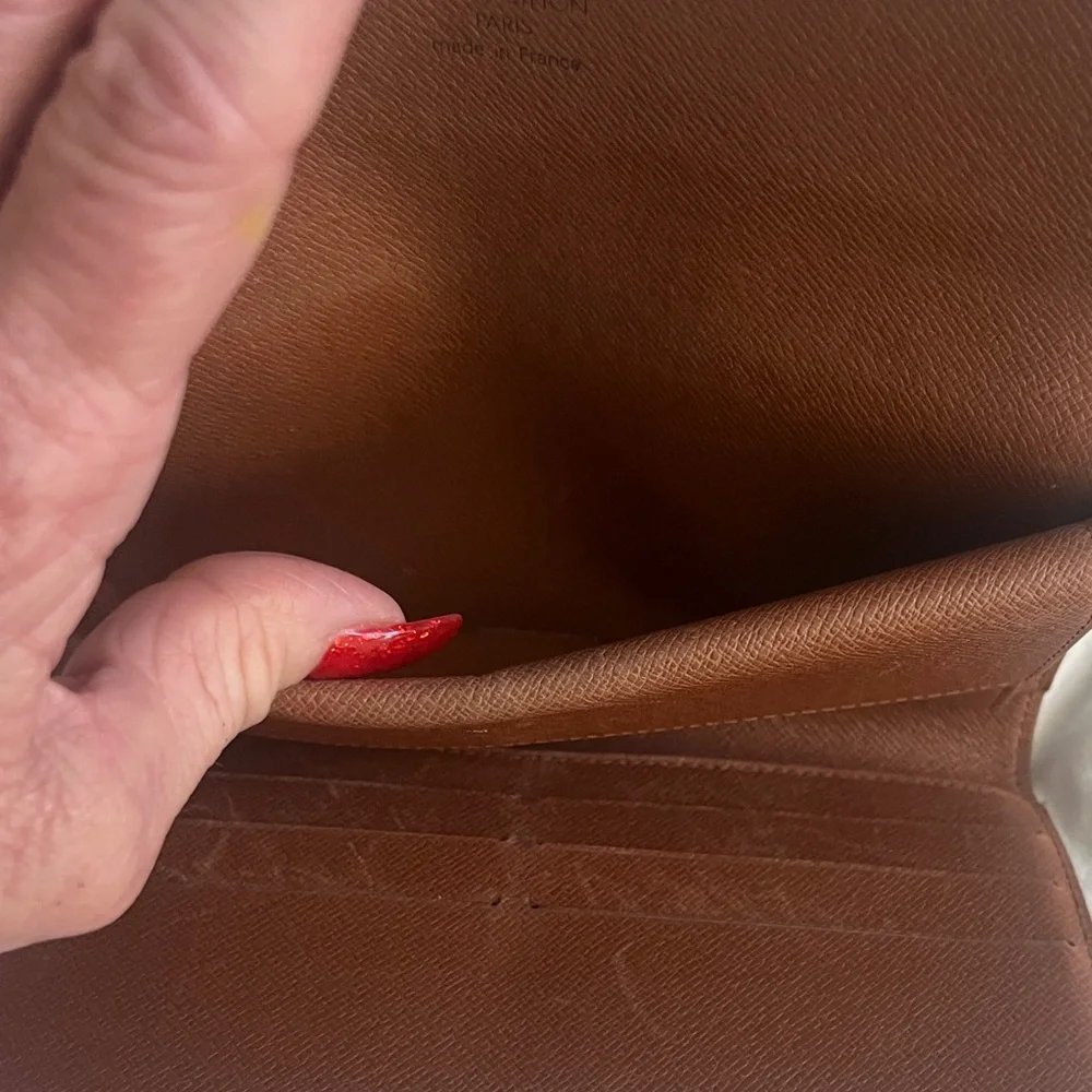 Louis Vuitton Black and Brown Monogram Clutch/Trifold Wallet. - Picture 5 of 14